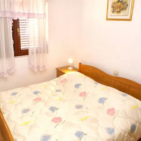 4339b  Zavalatica